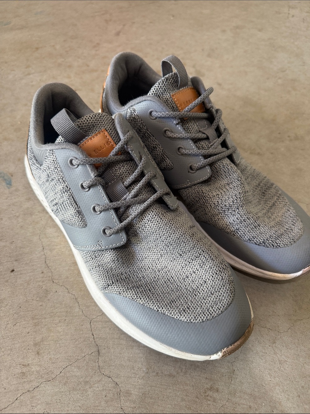 Perry Ellis Gray Knit Athletic Sneakers with Tan Accent